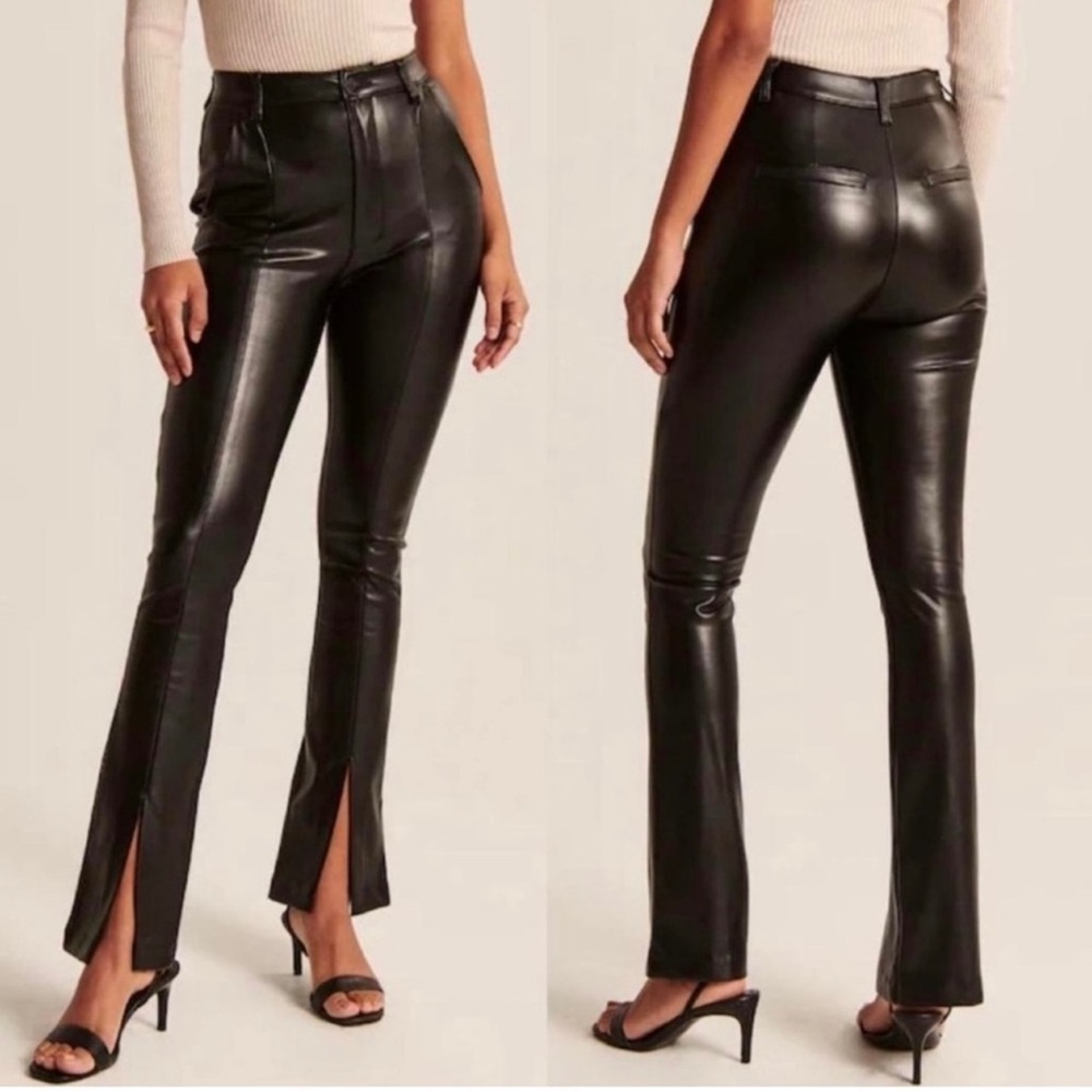 Abercrombie Skinny Ultra High Rise Leather Split NWT
Hem Pants 🖤♠️